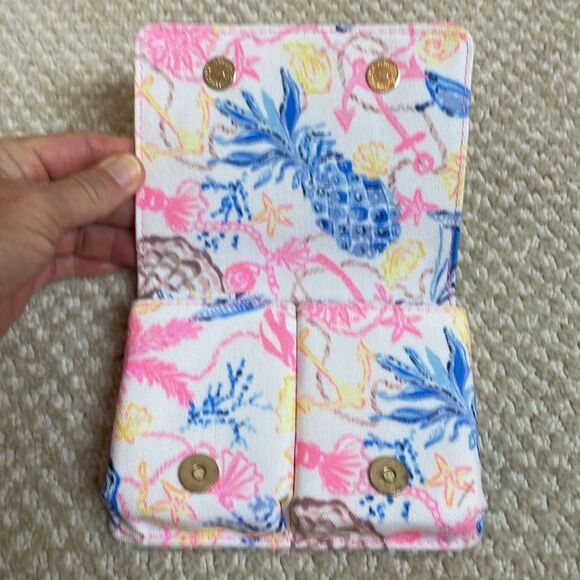 NWT Lilly Pulitzer Playing Cards with Matching Case - Picture 3 of 7